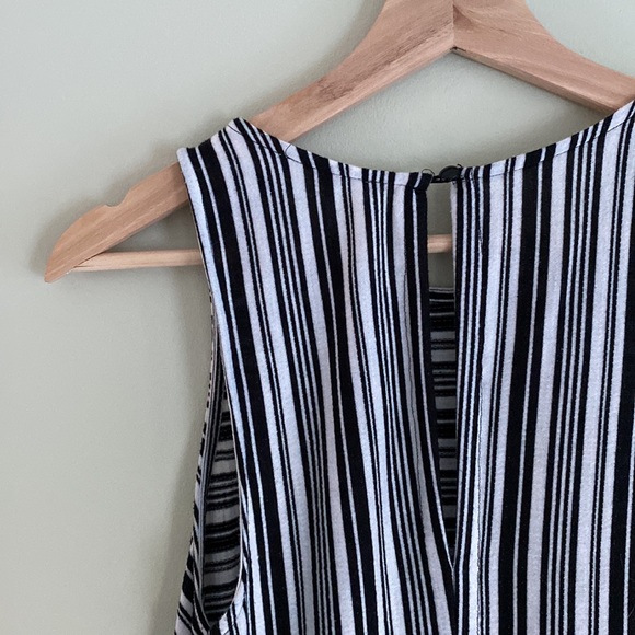 Striped Jumpsuit - Picture 5 of 5